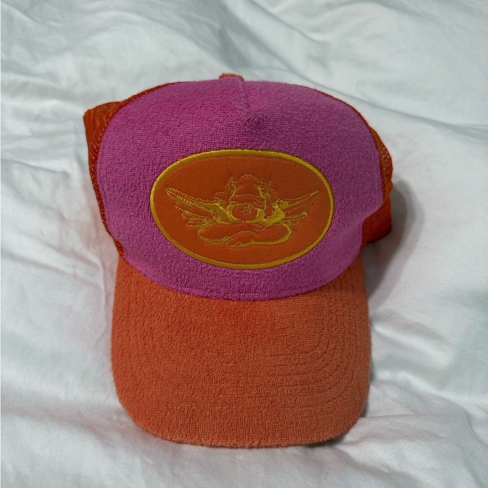 Boys lie hat